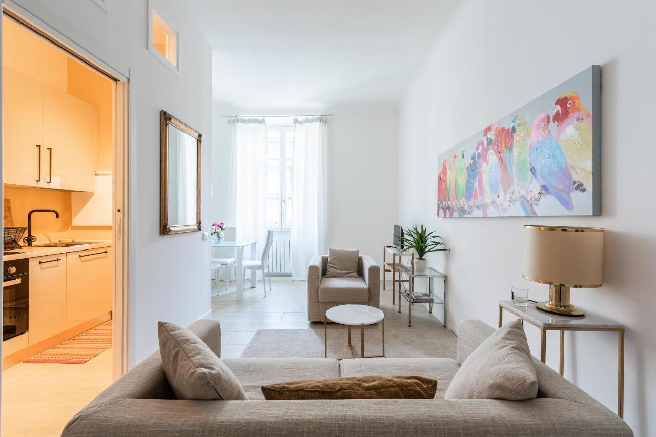 West Park Suite With Parking By Holiday Solutions Комо Экстерьер фото