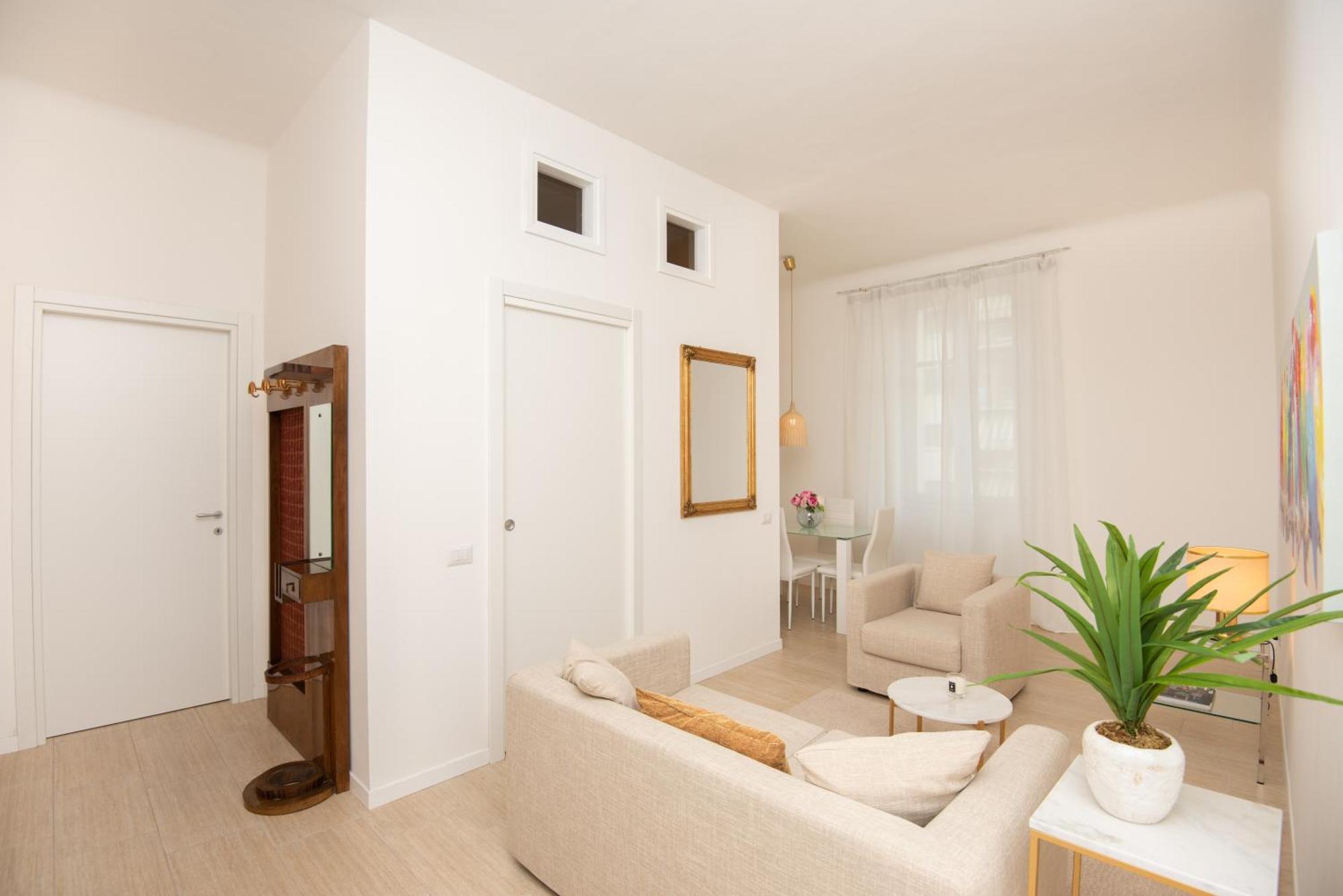 West Park Suite With Parking By Holiday Solutions Комо Экстерьер фото